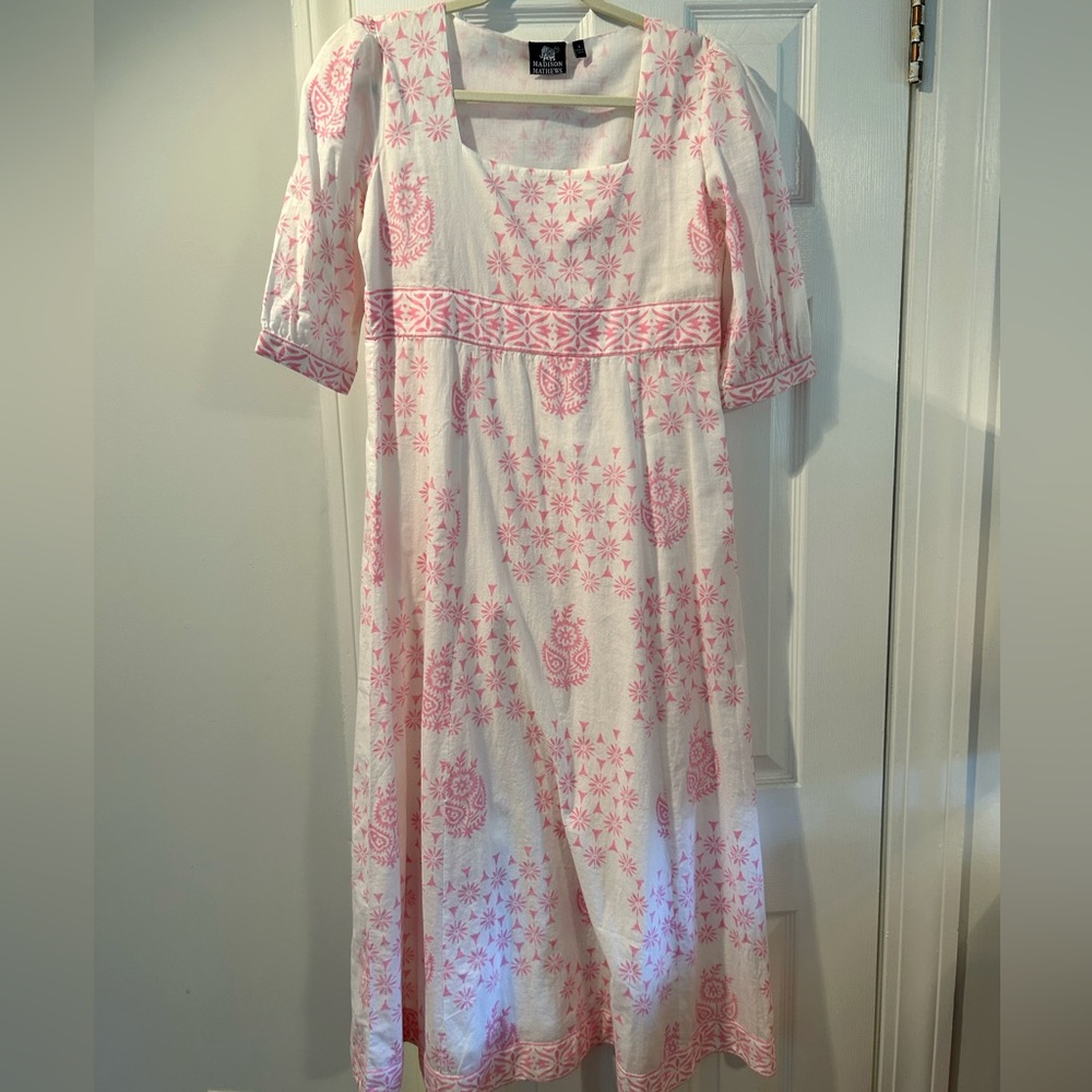Madison Matthew’s - Maxi Dress